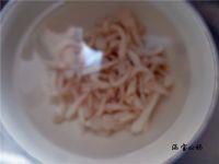 肉丝炒蘑菇的做法步骤3