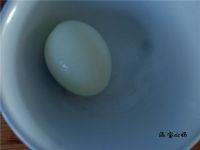 红糖银耳炖鸡蛋的做法步骤4