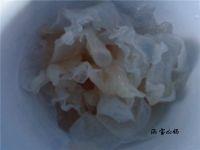 凉拌银耳黄瓜的做法步骤1