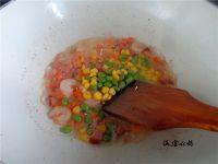 扬州炒饭的做法步骤10