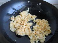 洋葱西红柿炒鸡蛋的做法步骤6