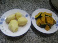 土豆煮南瓜的做法步骤1