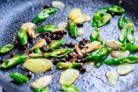 豉香虎皮鹌鹑蛋的做法步骤5