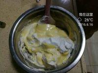 6寸戚风蛋糕的做法步骤7
