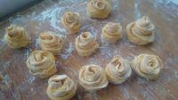 炼乳奶香玫瑰花卷#妙搭新食尚#的做法步骤10