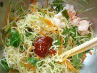 凉拌方便面#小虾创意料理#的做法步骤17