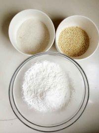 红豆糯米麻饼的做法步骤1