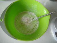 炼奶蔓越莓戚风蛋糕#妙搭新食尚#的做法步骤5