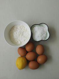 戚风蛋糕的做法步骤1