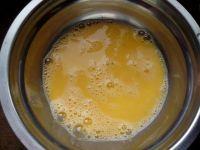 午餐肉煎蛋的做法步骤1