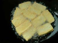 青豆腊肉的做法步骤2