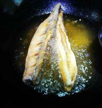 香炸小金枪鱼的做法步骤8