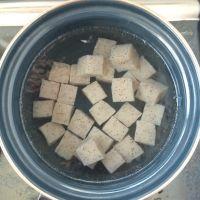 香辣魔芋的做法步骤4