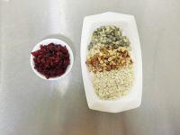 什锦坚果饼的做法步骤2