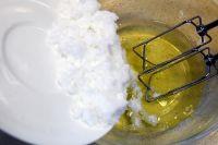 焦糖玛奇朵蛋糕的做法步骤3