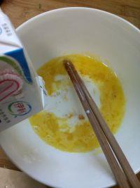 草莓班戟的做法步骤3