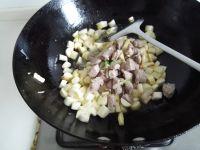茄汁茭白肉丁的做法步骤5