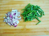 葱油拌海带的做法步骤1