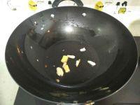 荷兰豆腰果炒鲜虾的做法步骤5