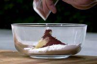 红曲酥皮泡芙的做法步骤1