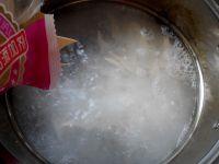 鸡蛋面片汤的做法步骤3
