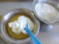 香蕉戚风蛋糕的做法步骤13