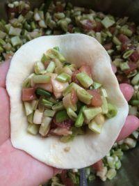 猪肉芸豆发面馅饼的做法步骤8