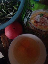 时蔬炒方便面的做法步骤1