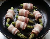 芦笋培根卷的做法步骤4