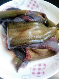 青椒炒黄鳝的做法步骤1