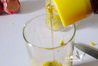 百香果蜂蜜茶的做法步骤3