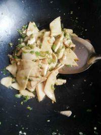 青椒杏鲍菇的做法步骤7