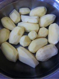 自制薯条的做法步骤1