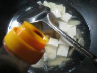 咸肉鞭笋豆腐汤的做法步骤7