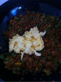 酱油炒饭的做法步骤8