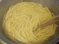 玉米面面条的做法步骤5
