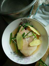 自制海苔芝麻鳕鱼松的做法步骤2