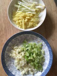 清蒸鲍鱼的做法步骤3