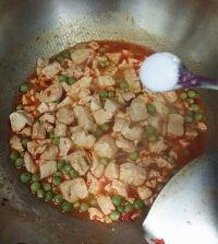 豌豆炖嫩豆腐的做法步骤6