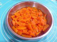 南瓜芝麻球的做法步骤3