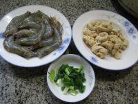 千张结煮鲜虾的做法步骤1