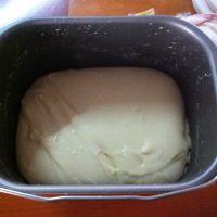 豆沙花式面包的做法步骤2