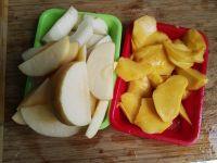 苹果梨芒果汁的做法步骤2
